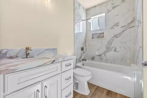 Bath - 37660 E 115th St, Littlerock, CA 93543 photo 4 of 4