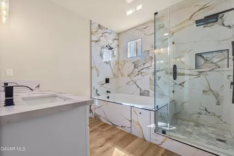 Bath - 37660 E 115th St, Littlerock, CA 93543 photo 3 of 4