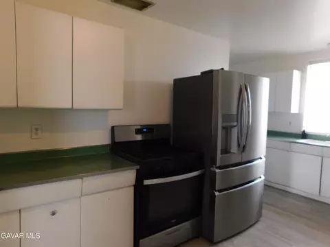 Kitchen - 15600 M St, Mojave, CA 93501 photo 2 of 4