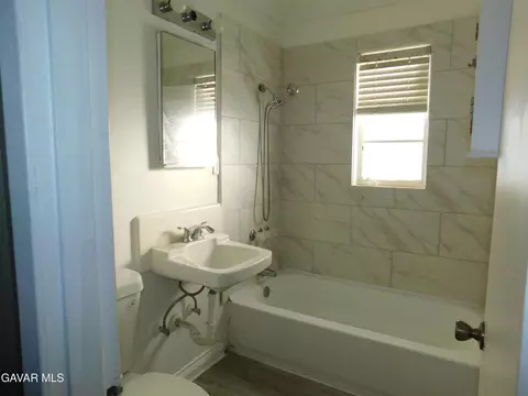 Bath - 15600 M St, Mojave, CA 93501 photo 1 of 1