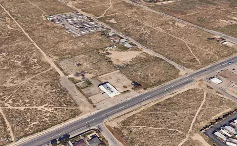 E Avenue I, Lancaster, CA 93535 photo 2