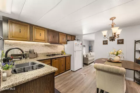 Kitchen - 37311 E 47th St #203, Palmdale, CA 93552 photo 1 of 2