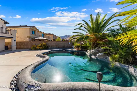 Exterior - 37639 Persimmon Ln, Palmdale, CA 93551 photo 12 of 17