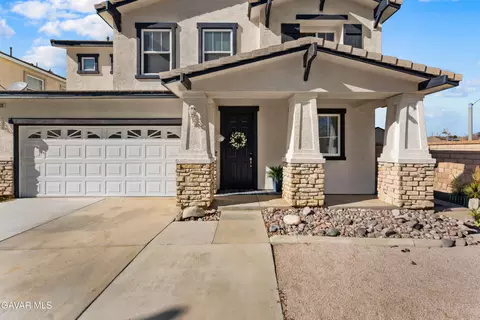 Exterior - 37639 Persimmon Ln, Palmdale, CA 93551 photo 2 of 17