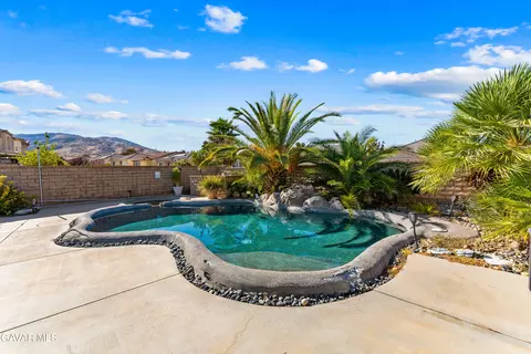 Exterior - 37639 Persimmon Ln, Palmdale, CA 93551 photo 11 of 17