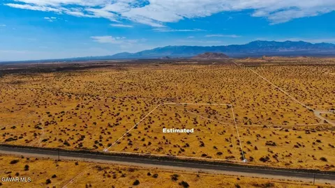 22500 E Avenue O, Palmdale, CA 93591 photo 21