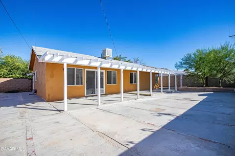 Exterior - 45329 Rodin Ave, Lancaster, CA 93535 photo 15 of 21
