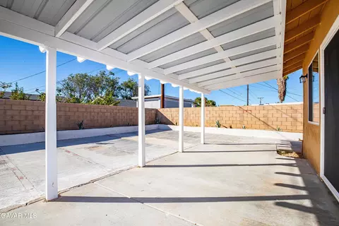 Exterior - 45329 Rodin Ave, Lancaster, CA 93535 photo 11 of 21
