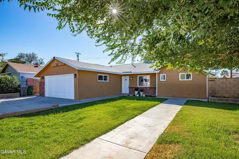 Exterior - 45329 Rodin Ave, Lancaster, CA 93535 photo 6 of 21