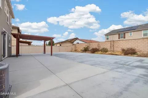 Exterior - 3611 E Avenue J-3, Lancaster, CA 93535 photo 8 of 8