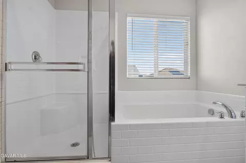 Bath - 3611 E Avenue J-3, Lancaster, CA 93535 photo 4 of 4