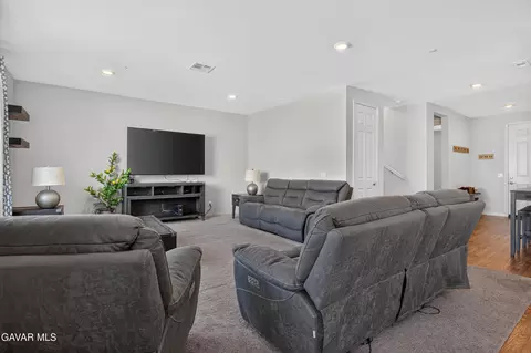 Living - 3611 E Avenue J-3, Lancaster, CA 93535 photo 2 of 3