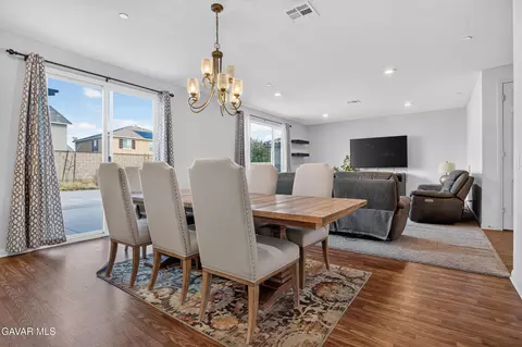 Dining - 3611 E Avenue J-3, Lancaster, CA 93535 photo 2 of 3