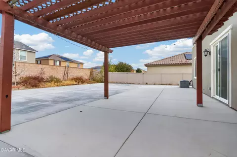Exterior - 3611 E Avenue J-3, Lancaster, CA 93535 photo 4 of 8
