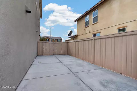 Exterior - 3611 E Avenue J-3, Lancaster, CA 93535 photo 3 of 8