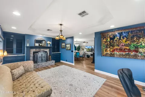 Living - 36304 E 52nd St, Palmdale, CA 93552 photo 3 of 3