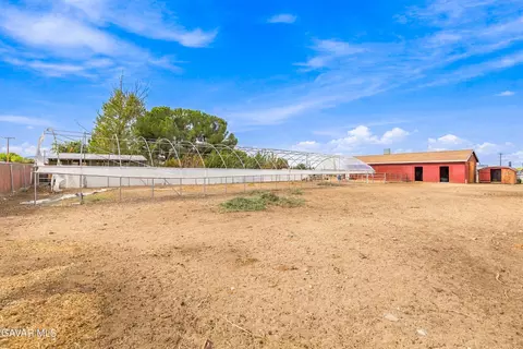 Exterior - 36304 E 52nd St, Palmdale, CA 93552 photo 8 of 9