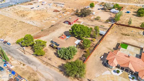 View/Area - 36304 E 52nd St, Palmdale, CA 93552 photo 3 of 4
