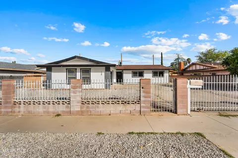 139 E Avenue Q7, Palmdale, CA 93550