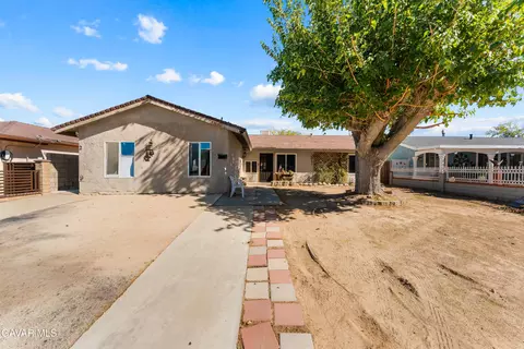 Exterior - 43000 36th St, Lancaster, CA 93536 photo 3 of 13