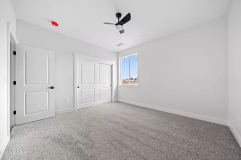 Bedroom - 27751 Harness Dr, Tehachapi, CA 93561 photo 7 of 9