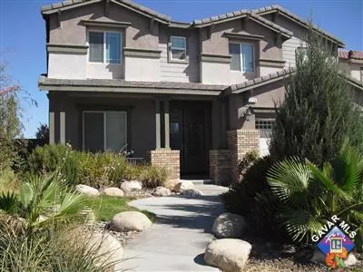 5729 Golding Dr, Lancaster, CA 93536 photo 1