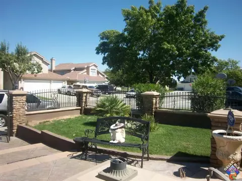 3328 Rollingridge Ave, Palmdale, CA 93550 photo 6