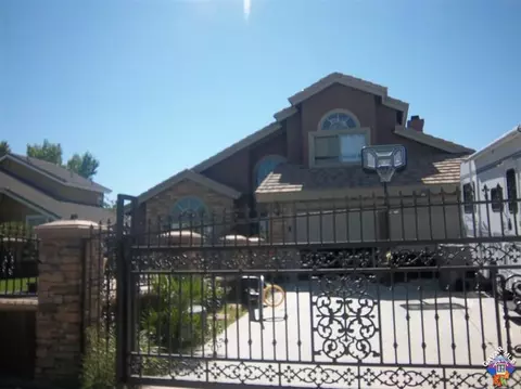 3328 Rollingridge Ave, Palmdale, CA 93550 photo 2