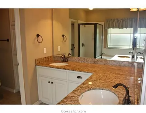 2913 Alba Ct, Bryan, TX 77808 photo 19