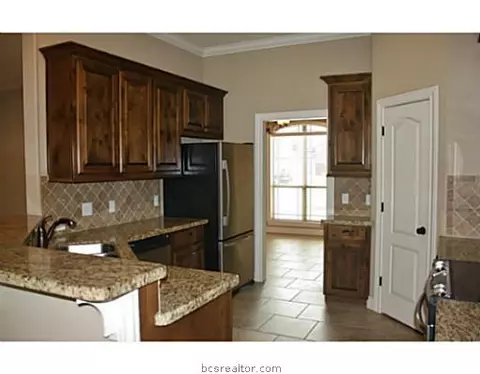 2913 Alba Ct, Bryan, TX 77808 photo 11