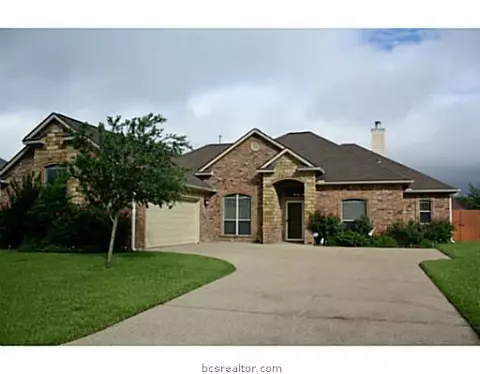 2913 Alba Ct, Bryan, TX 77808 photo 2