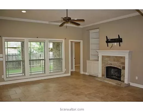 2913 Alba Ct, Bryan, TX 77808 photo 6