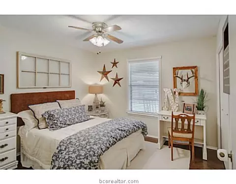 4801 Brompton Ln, Bryan, TX 77802 photo 11