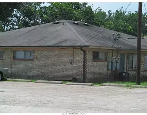 213 Ehlinger, Bryan, TX 77801 photo 5