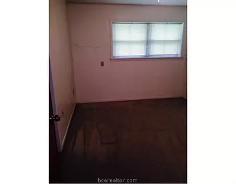 905 Mitchell St, Bryan, TX 77802 photo 6