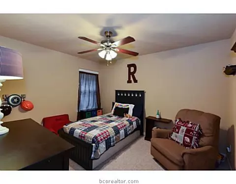 2016 Turning Leaf, Bryan, TX 77807 photo 15
