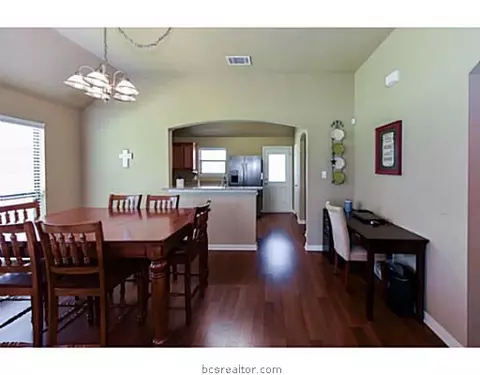 2016 Turning Leaf, Bryan, TX 77807 photo 5