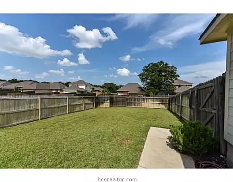2016 Turning Leaf, Bryan, TX 77807 photo 19