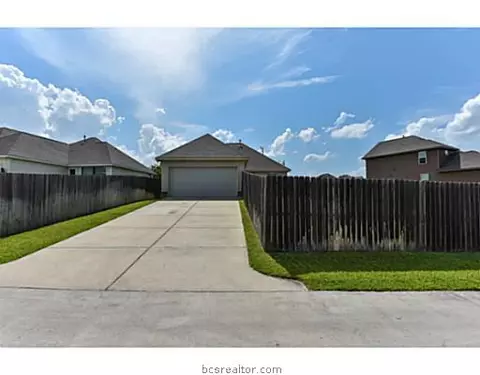 2016 Turning Leaf, Bryan, TX 77807 photo 21