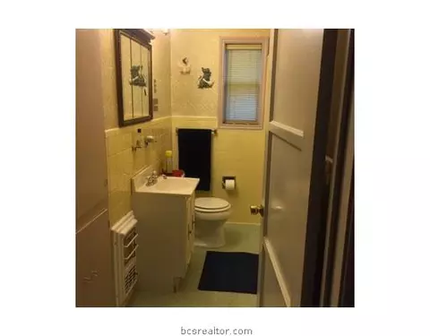 719 Edgewood Dr, Bryan, TX 77802 photo 19