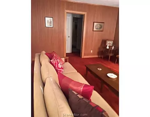 719 Edgewood Dr, Bryan, TX 77802 photo 8