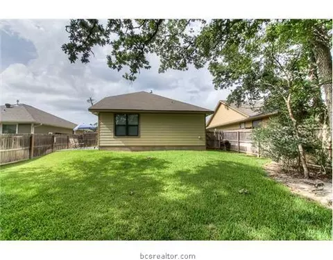 2009 Mountain Wind Loop, Bryan, TX 77807 photo 16