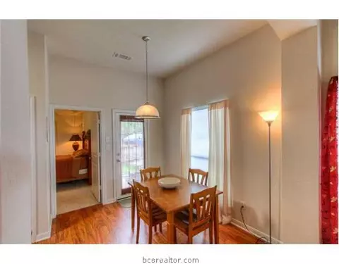 2009 Mountain Wind Loop, Bryan, TX 77807 photo 6