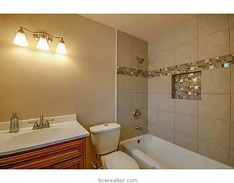 3523 Midwest Dr, Bryan, TX 77802 photo 10