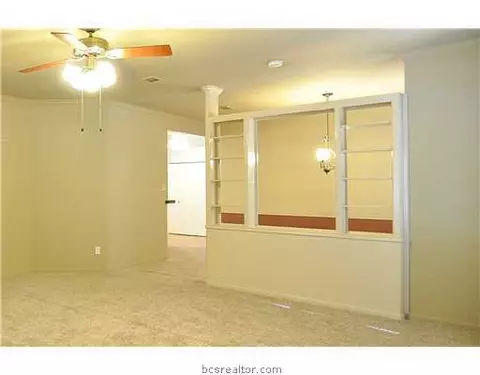 2009 Broken Arrow, Bryan, TX 77807 photo 5