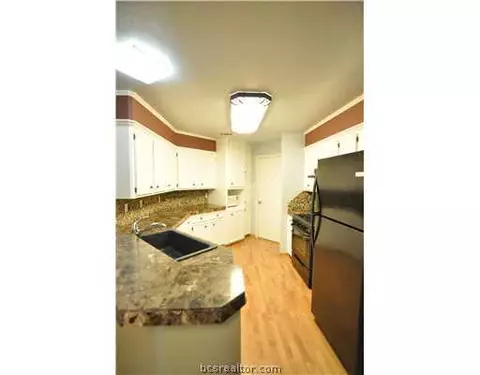 2009 Broken Arrow, Bryan, TX 77807 photo 8