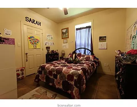 825 6th St, Somerville, TX 77879 photo 9