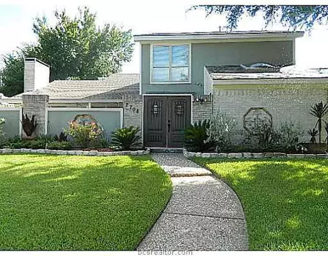 2708 E Camelot Dr, Bryan, TX 77802 photo 2