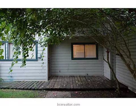 930 Navidad St, Bryan, TX 77801 photo 12
