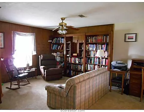 3606 Holly Dr, Bryan, TX 77802 photo 6